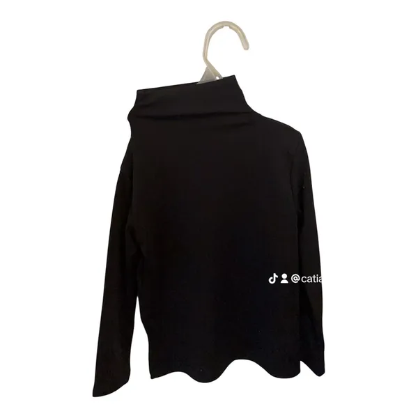 Long sleeve Multiple Size 4T - Image 2