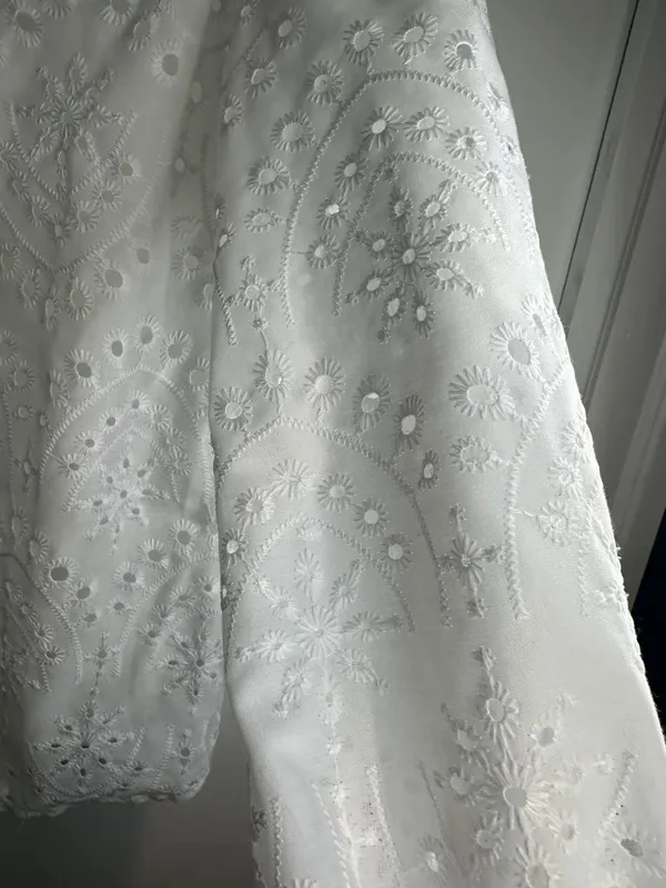 Women’s Small White Crochet Blouse Vintage Cottagecore Coquette lightfairy y2k - Image 3