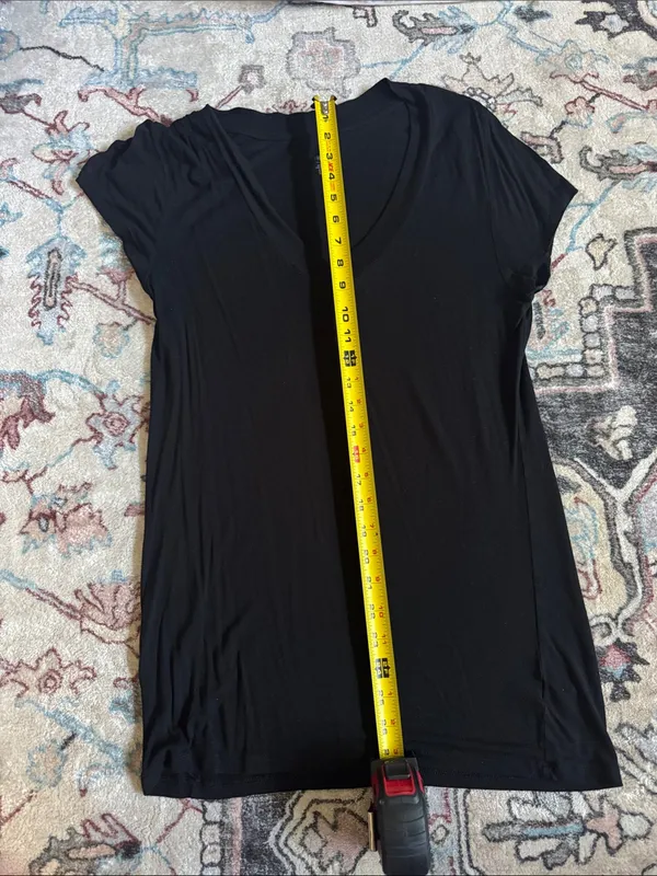 Everyday V-Neck Short Sleeve Tee - Black - Size LG - Image 2