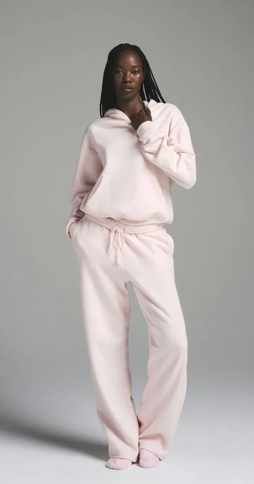 SKIMS COTTON FLEECE CLASSIC HOODIE, LIMITED EDITION Barely Pink,Size Medium, $80 - Image 4
