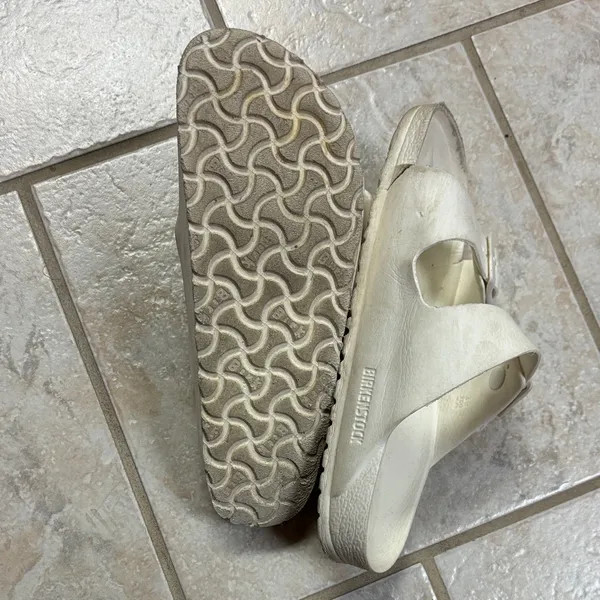 Birkenstock Cream Arizona Essentials EVA Sandals - Image 7