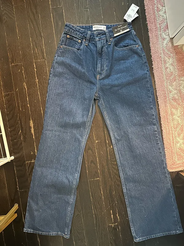 90s Relaxed Abercrombie Jeans - Image 2
