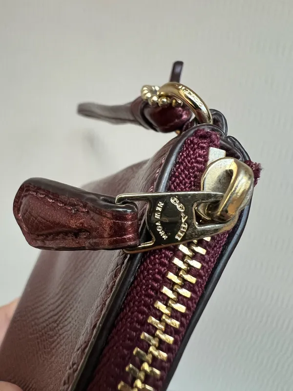 Coach Corner Zip Wristlet Metallic Cherry Leather Wallet Wristlet NWOT - Image 4