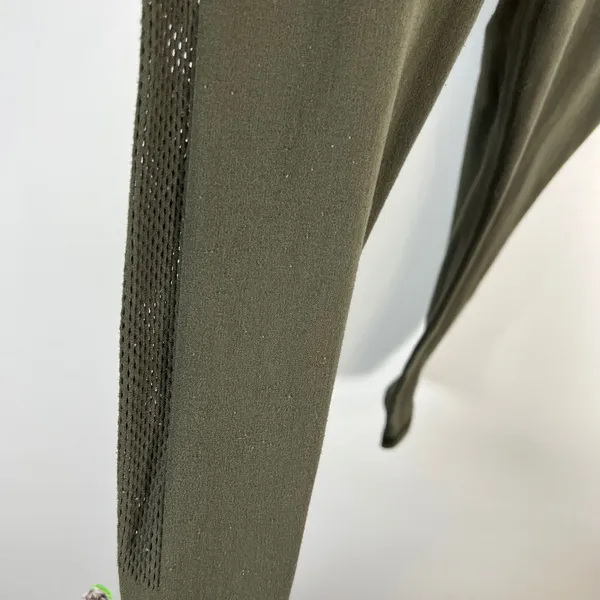 Lululemon Align High Rise Capri Leggings Olive Green Mesh‎ Detail Size XS - Image 4