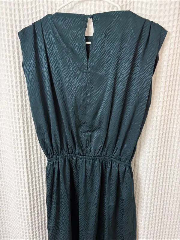 Karlie Satin Forest Midi Dress Size Small - Image 11