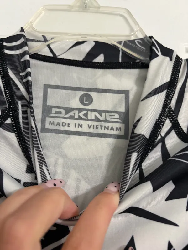 Dakine Swim Rash Guard - Image 5