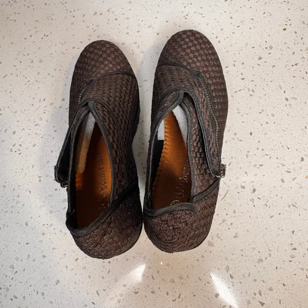 Bernie Mev Zig Zag Woven Wedge Ankle Bootie‎ Bronze Metallic Black 38 or 7 - Image 5