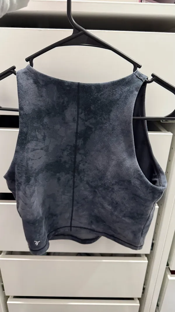 Old Navy PowerChill Longline Sports Bra Light Support Tank Women’s - Image 2