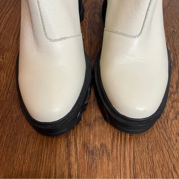 Sorel Brex Heel Cream Leather Chelsea Ankle Boots with Black Elastic Panels Sz 7 - Image 4