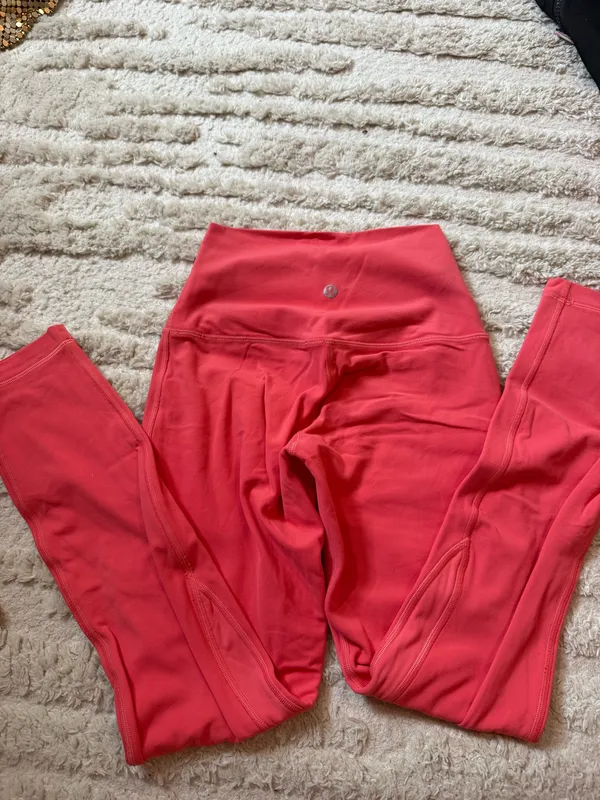 Raspberry Lululemon align 25” leggings  - Image 3