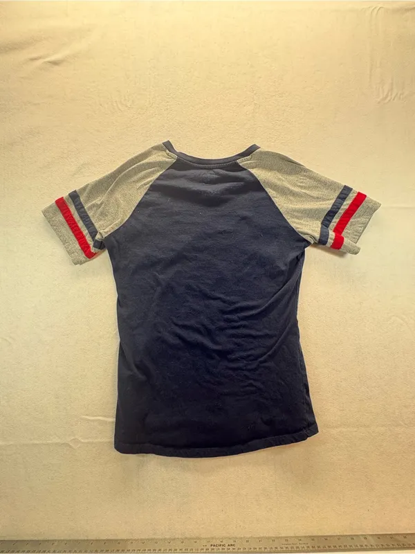 ‘47 Cleveland Indians Rally Together Women’s V Neck T Shirt Navy Gray M MLB - Image 6