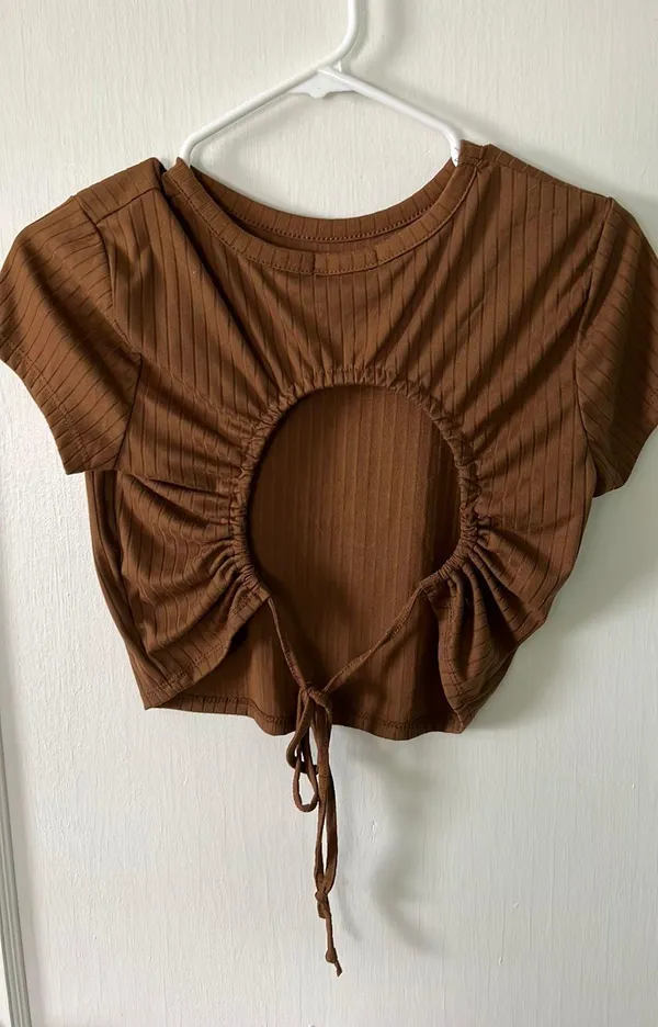 Open Back Crop Top Brown Size M - Image 2