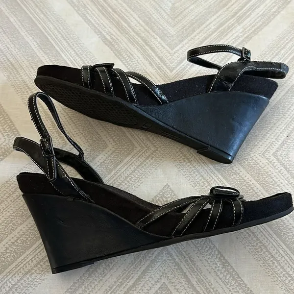 A2 Women’s Black Strappy Wedge Sandals - Size 10 - Image 4