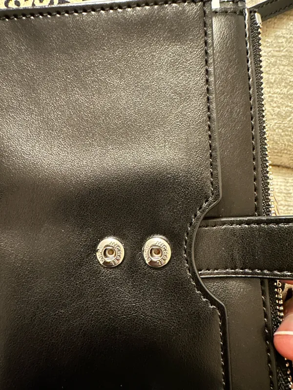 Michael Kors Wristlet - Image 10