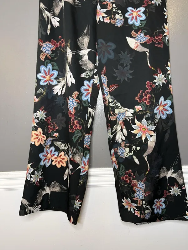 H&M Pants Womens 8 Black Floral Bird Print Wide Leg Crepe Stretch Dress Pants - Image 3