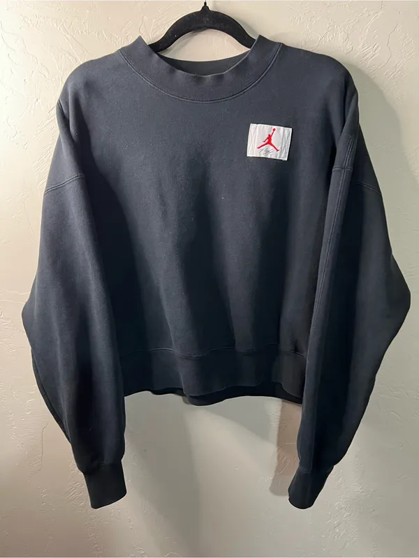 Jordan Nike Flight Black Fleece Loose Fit Crewneck Pullover Sweatshirt Red Logo - Image 2