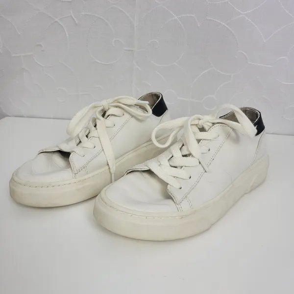 Zara Womens Shoes Size 35 White Low Top Lace-Up Round Toe Classic Casual Sneaker - Image 7
