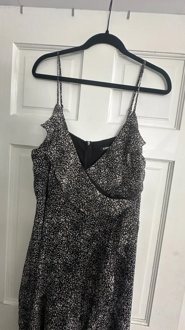 Express Maxi Dress Black White Spotted Dress - Image 2