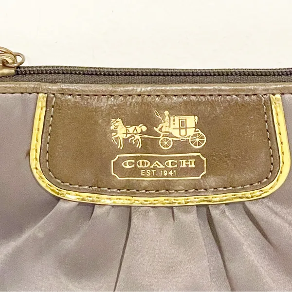 Coach G0871-42032 Gray Satin Wristlet Small‎ Bag Wallet Card Holder - Image 2