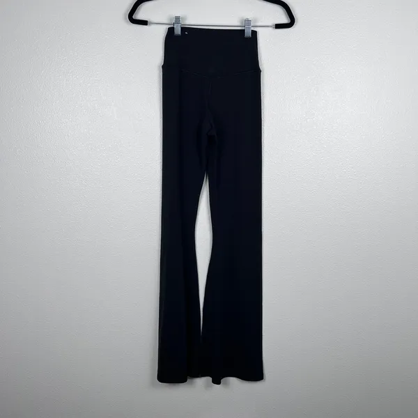Aerie Offline Real Me‎ Crossover Flare Leggings Black High Waisted Medium - Image 2