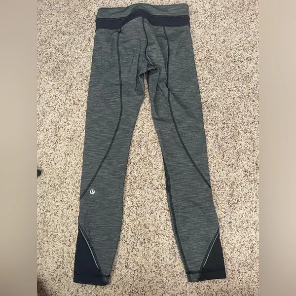 Lululemon Inspire Tight II Grey Black Size 2 - Image 5