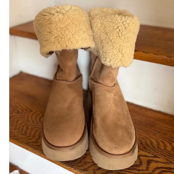 UGG Classic Esme‎ Boot New Heights Platform Boots Chestnut Suede Size 10 EUC - Image 2
