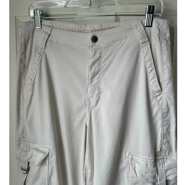 American Eagle Cream Baggy Wide Leg Cargo Pants - 6R - Image 4