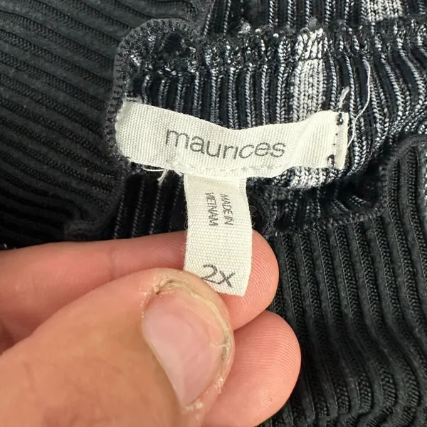 Maurices Womens Plus Size 2X Long Sleeve Black Ribbed Ruffle Neck Grid Print Top - Image 3
