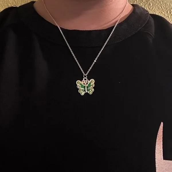 Green butterfly necklace - Image 5