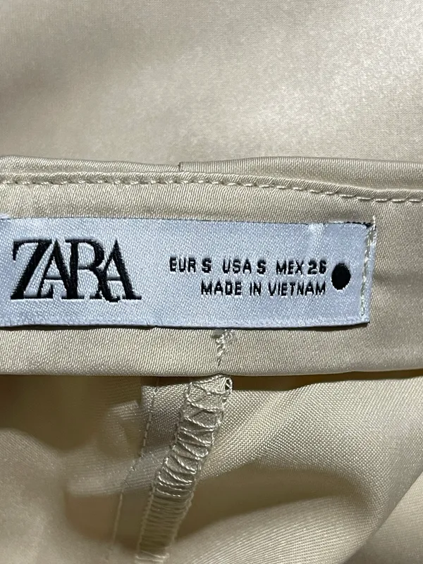 Zara A-line Beige Satin Midi Skirt. Size S - Image 7