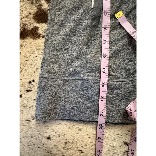 Vuori Women's Halo Performance Hoodie In Gray Size XS - Image 7