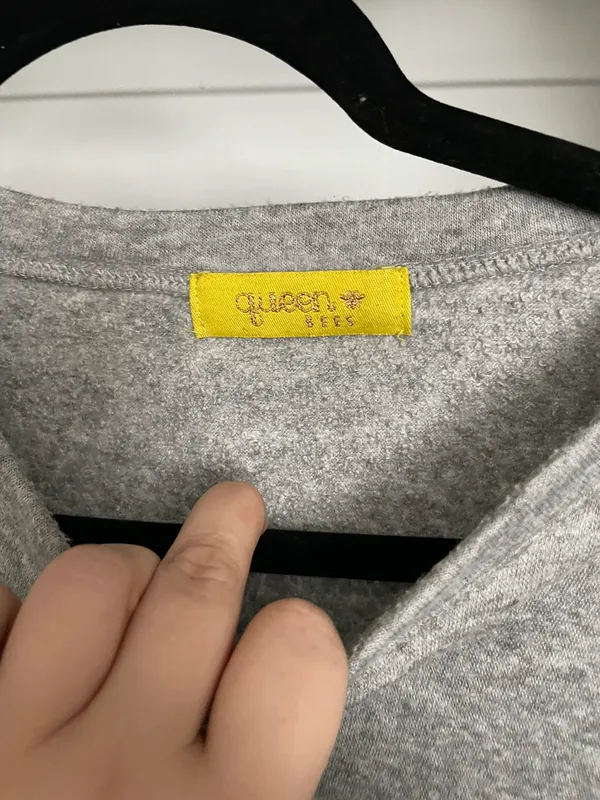Queen Bee Top Gray Size XL - Image 3