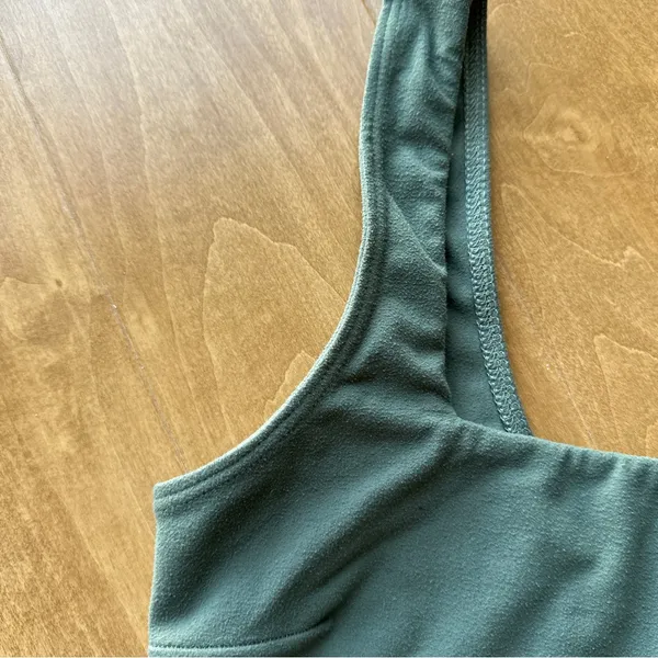 Abercrombie & Fitch Square Neck Lightly Lined Sports Bra, Green, Size Small - Image 5