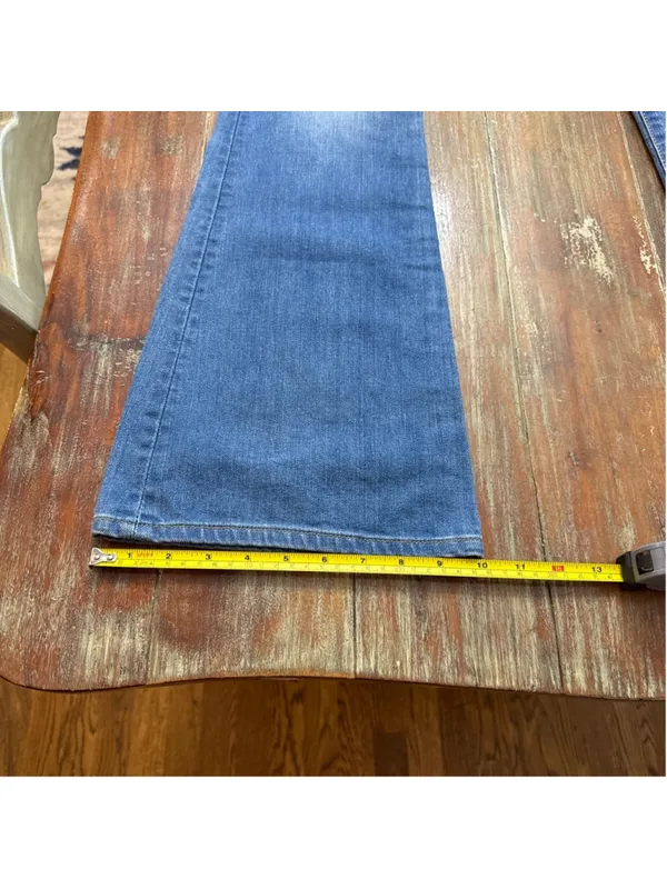 7 For All Mankind Ultra High Rise Skinny Boot Jeans Medium Wash Blue Size 28 - Image 12