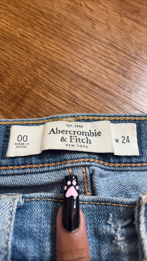 Abercrombie Low-Rise Shorts Y2K - Image 6