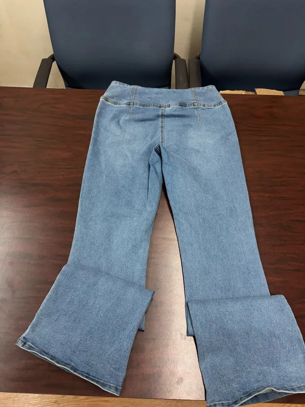 No Boundaries V-Waist Pull On Jeans Size Large (11-13) - Image 4