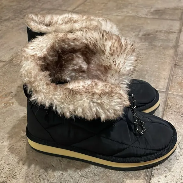 Time & Tru Black Thinsulate Faux Fur Quilted Boots Womens Size 7 Winter - Image 6