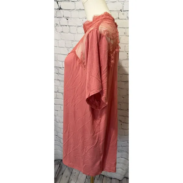 Haute Hippie coral-colored short-sleeve top featuring a sheer lace yoke XL - Image 4