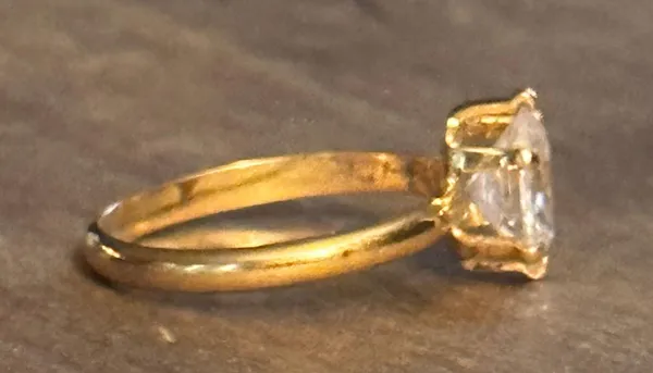 Vintage Cubic Zirconia Engagement Ring - Image 3