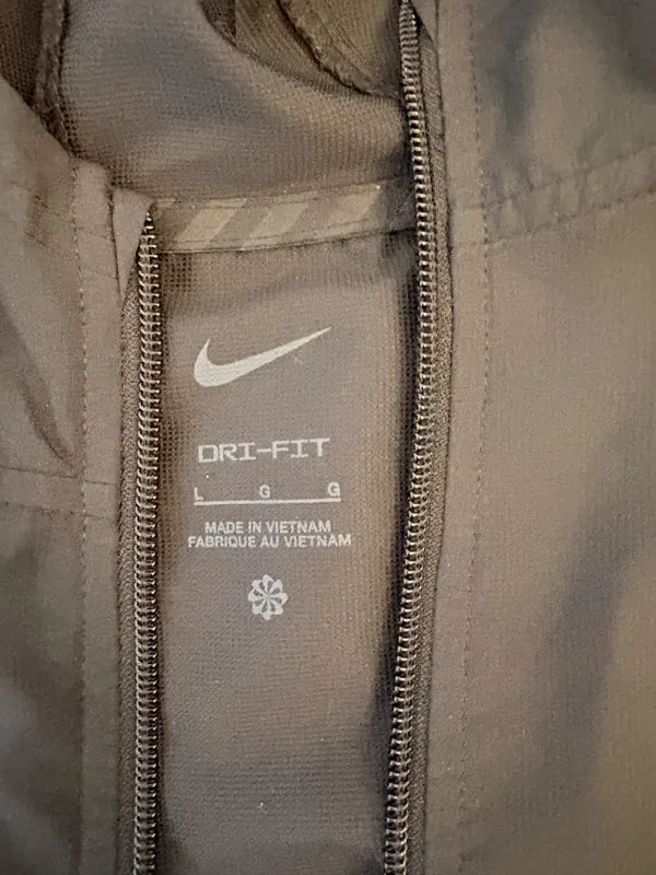 Nike Dri-Fit Zip-Up Jacket - Image 2