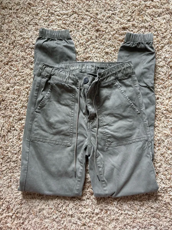 American Eagle Joggers - Image 2