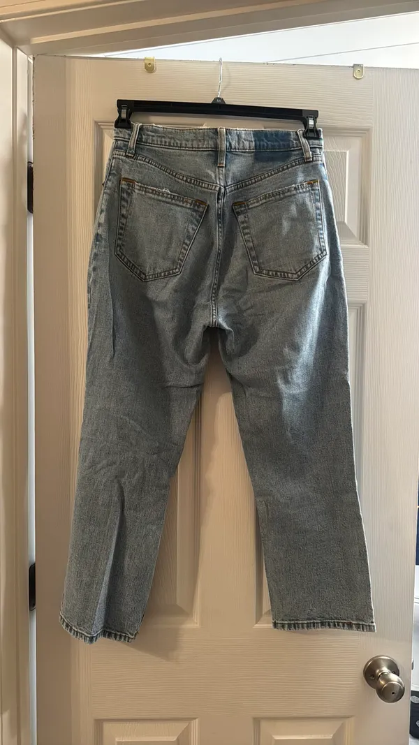 Abercrombie Ankle Straight Ultra High-Rise - Image 3