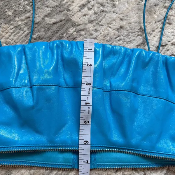 I.AM.GIA Isla blue vinyl top with zipper detailing size medium - Image 5