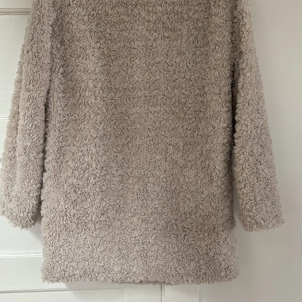 Aritzia Wilfred Free Grete Plush Jacket XS in Bone - Image 7