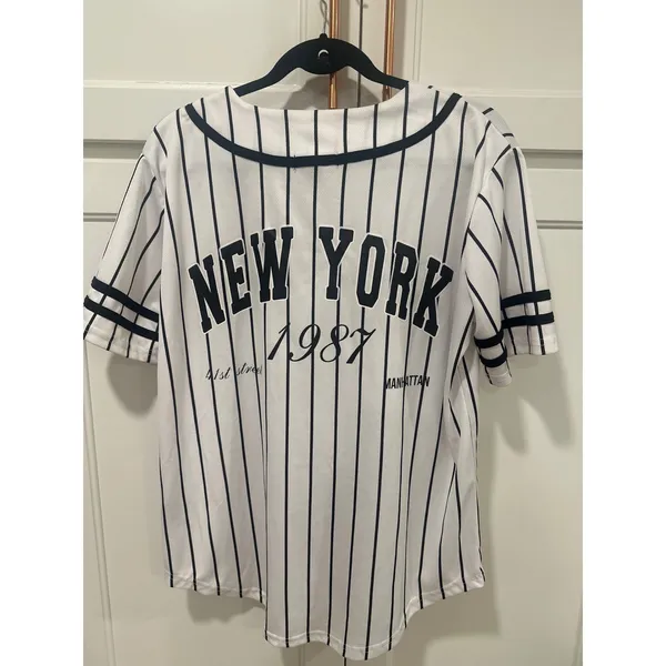 Harper Ivy New York Baseball Jersey Top White Black Pinstripe Size L casual - Image 7