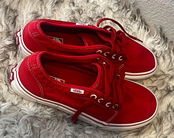 Red Vans Sneakers – Women’s Size 7 (Fits 8) Classic low-top red Vans with white stitching and sole. Barely worn, excellent condition. Labeled as US Women’s 7, but they fit more like an 8. Perfect for everyday style or streetwear looks. - Image 3