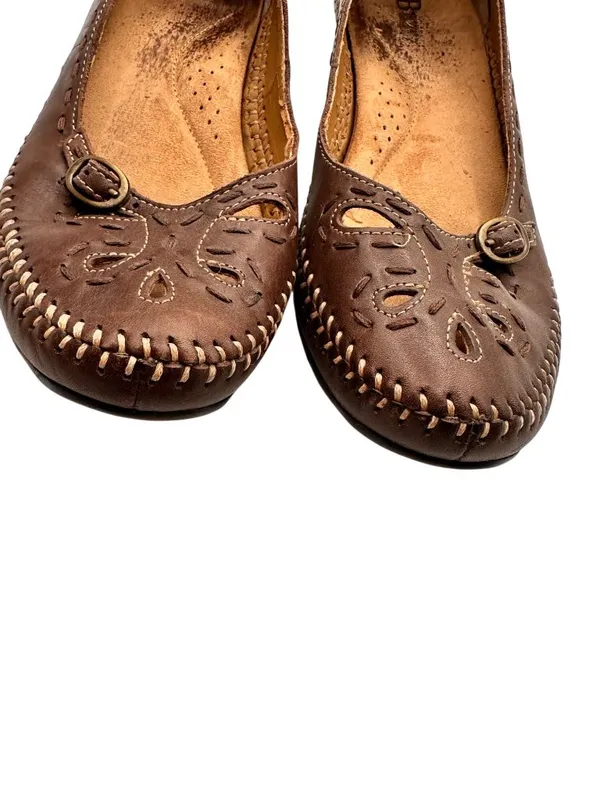 Bass Size 8m Brown Leather Slip-On Loafers Cutout Design Low Heel - Image 4