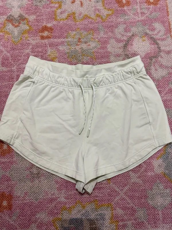 Lululemon Inner Glow High-Rise Shorts 3" - Image 2