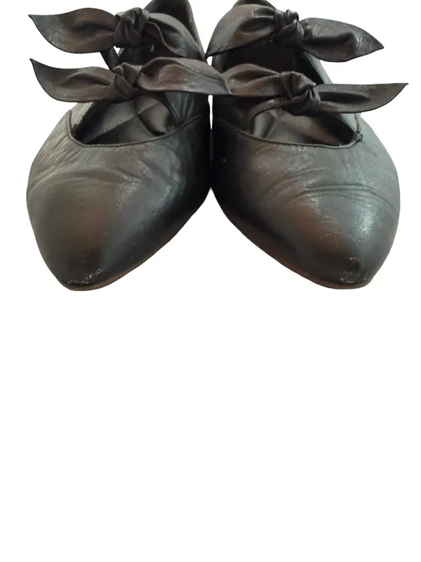 Video Black Pointed Toe Bow Mary Jane Leather Ballet Flats Cutout Size 7 Women's - Image 5