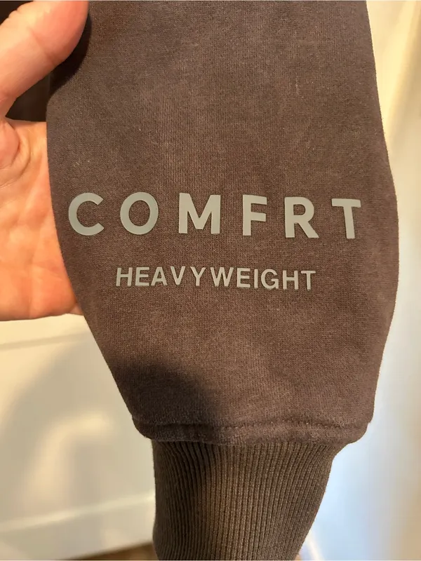 Comfrt Tranquil Hoodie Sweater - Image 4